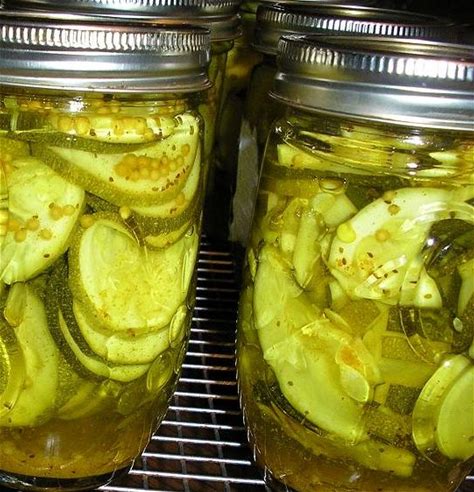 Basil infused oil Gustami herb Italian condiment - Premium aromatic basil oil - Basil oil preserve