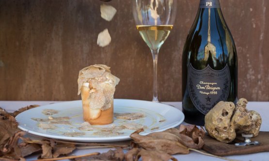 Champagner und weißer Trüffel – luxuriöses Pairing mit Vitalitaly Trüffelöl aus der Toskana für besondere Anlässe