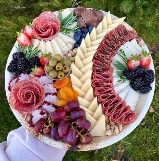 Antipasto italiensk premium förrätt gourmet varierad autentisk kvalitet - Utmärkt italiensk förrätt från Vitalitaly